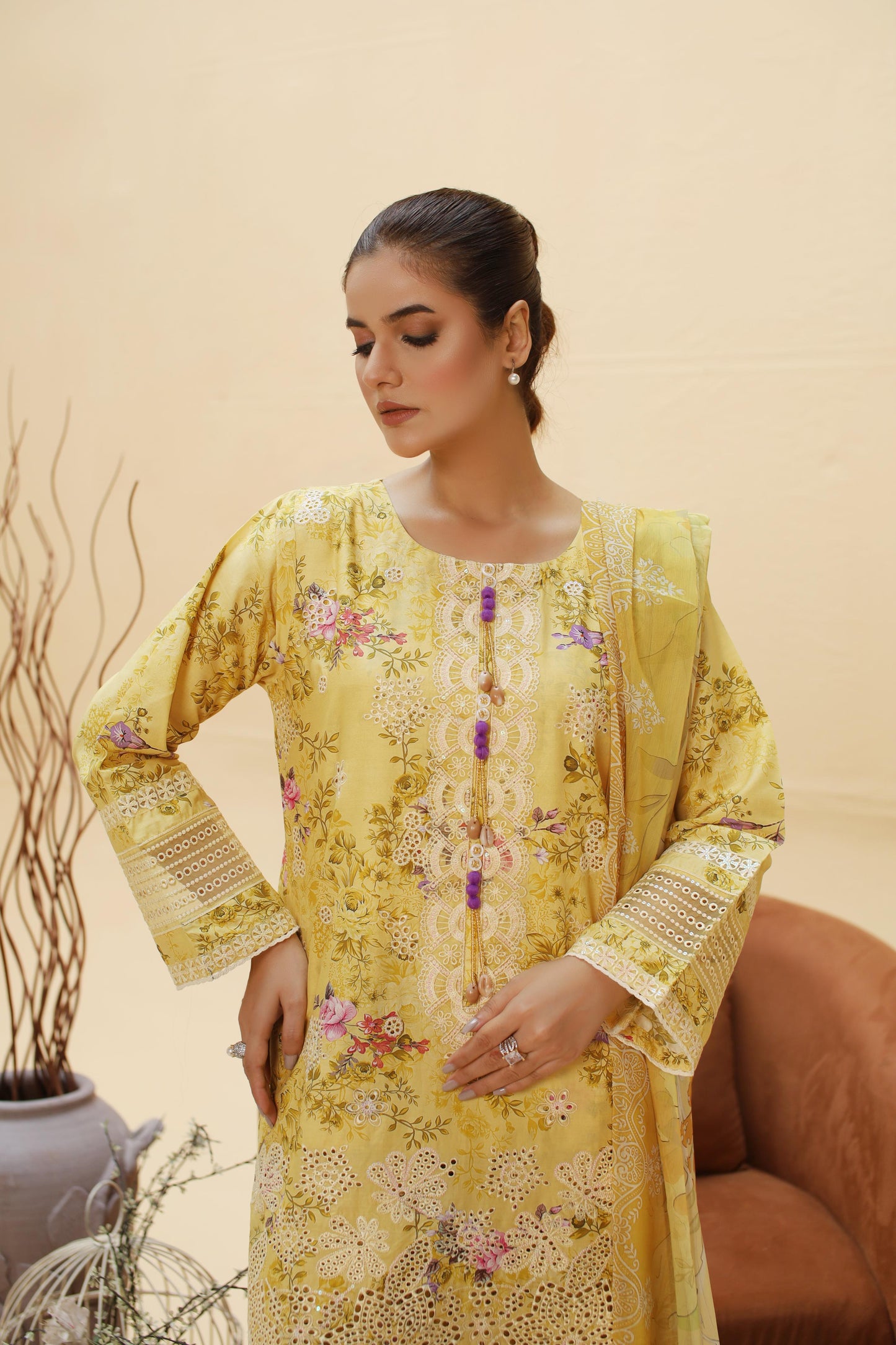 QG Mr Haroon ladies suit 3pc code 10A by threads or buttons